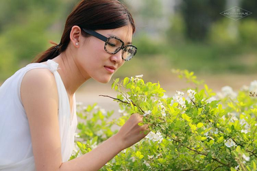 女生奖励自己的视频素材界面展示