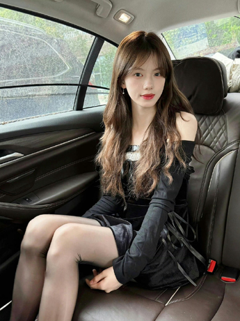 女生奖励自己的素材高清版推荐